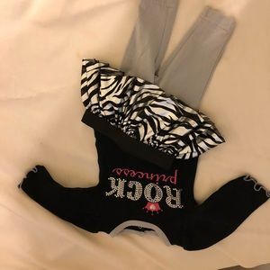 Newborn onsie set